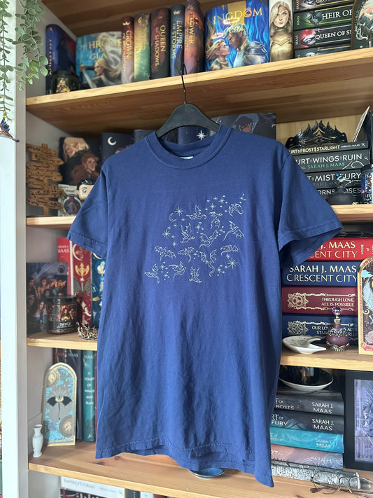 Wyvern Embroidered Tee in Navy