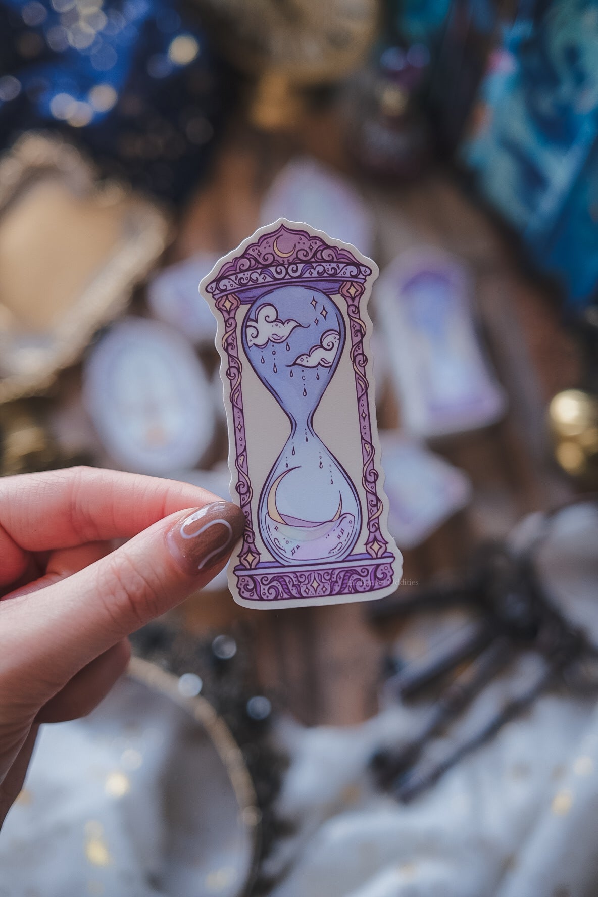 Hourglass sticker