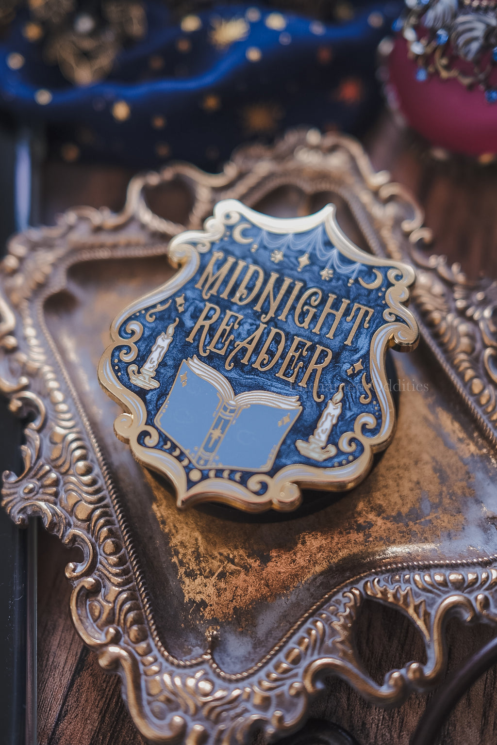 Midnight Reader magnetic grip