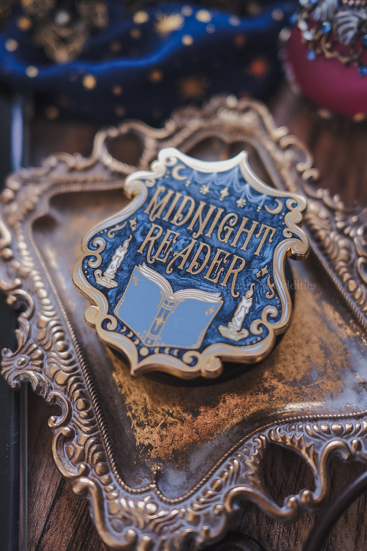 Midnight Reader magnetic grip