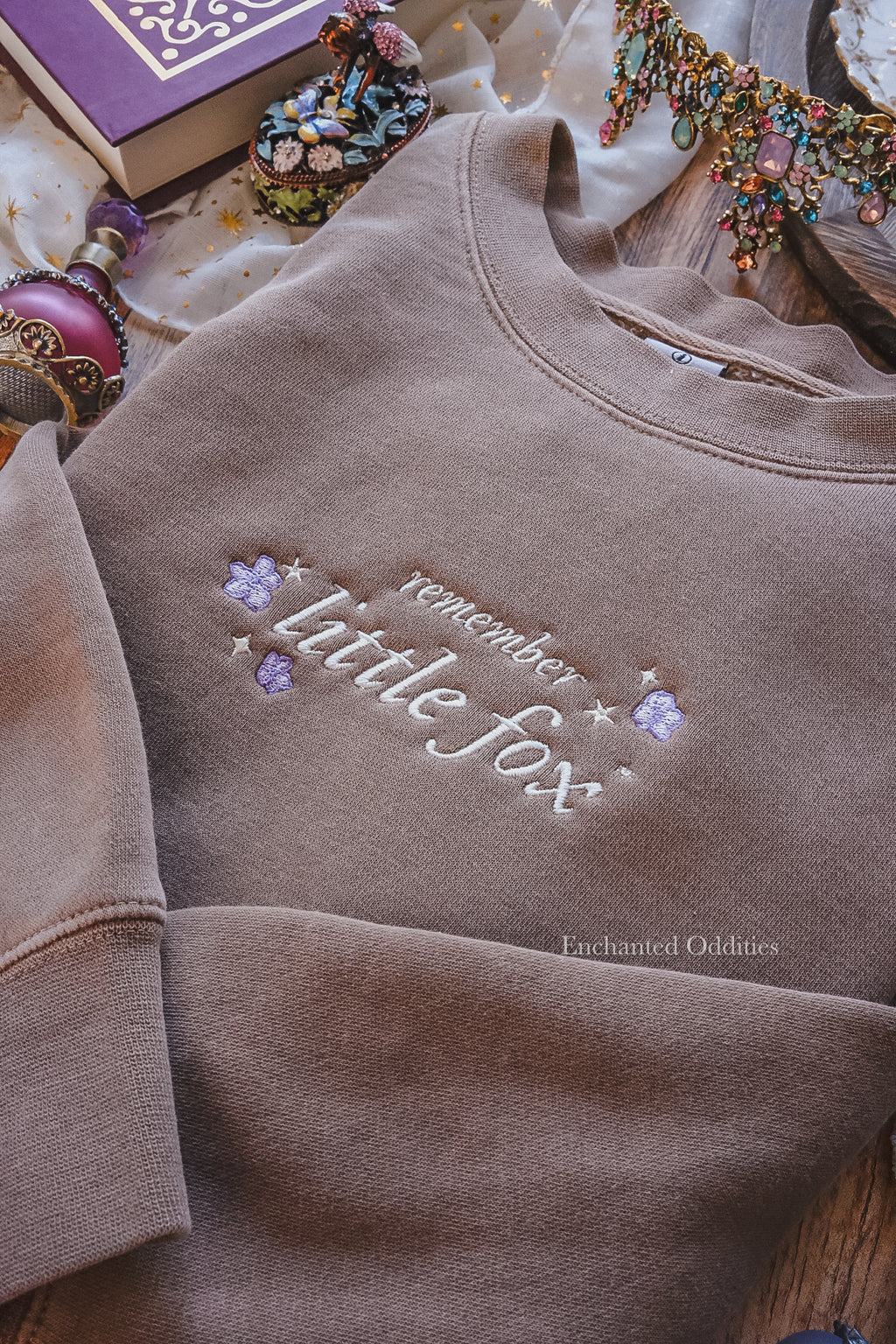 Little Fox crewneck in Brown