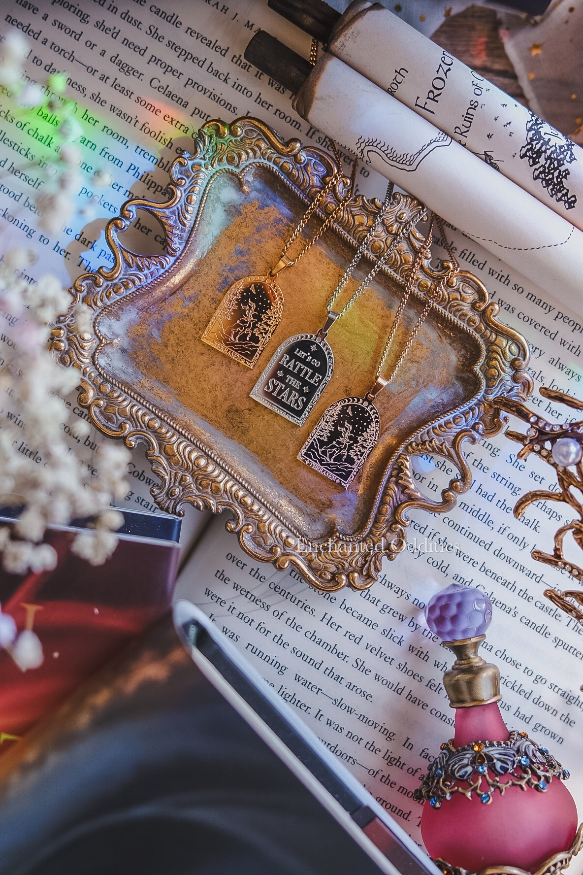 ✧ SARAH J. MAAS COLLECTION ✧