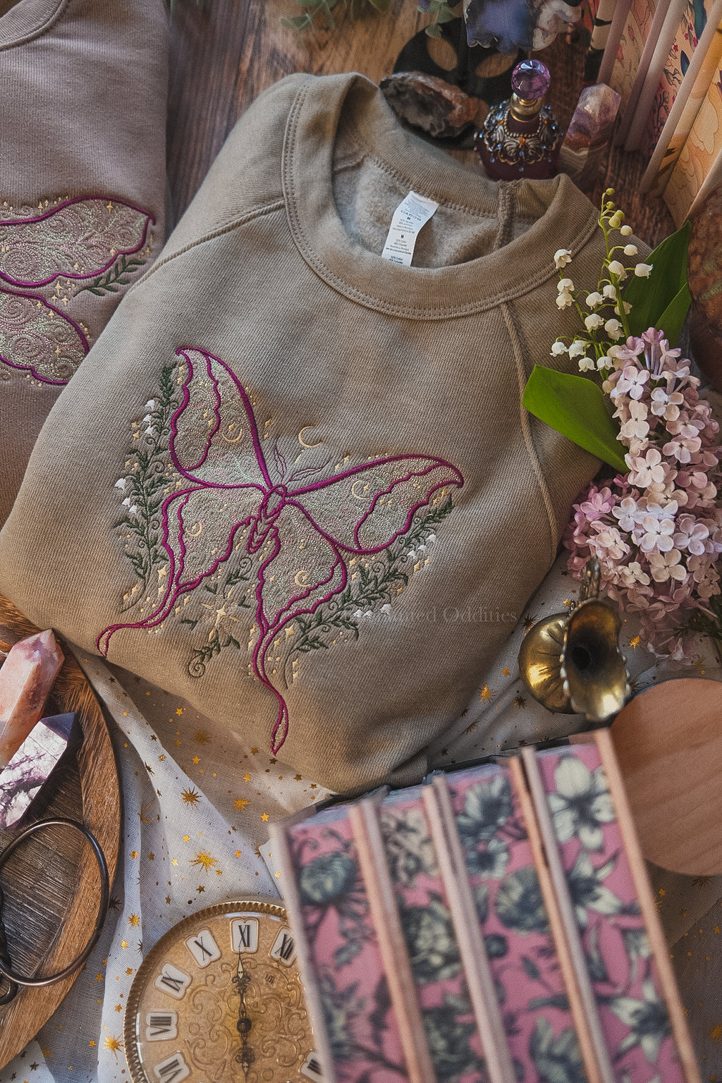 Actias Luna Crewneck
