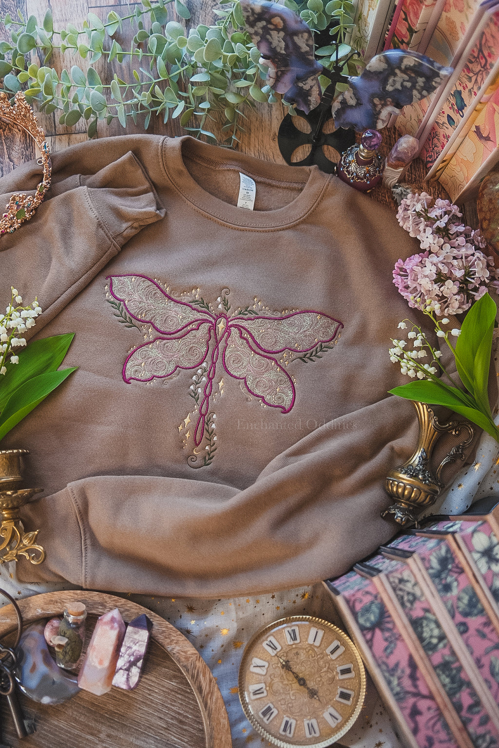 Anisoptera Crewneck