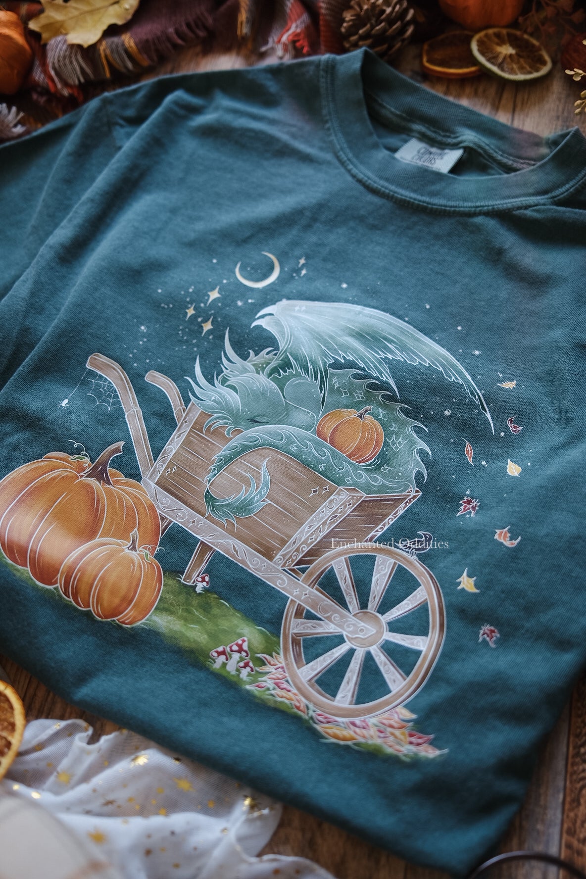 Sleepy Harvest Dragon Printed tee in Green